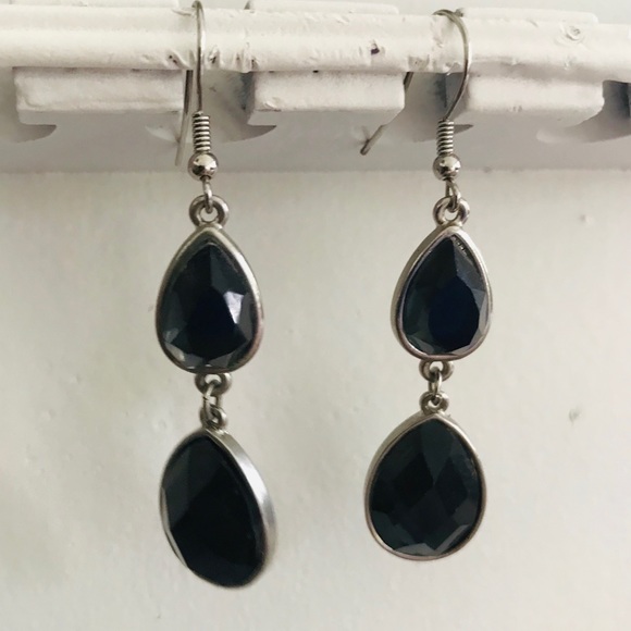 Black Teardrop Earrings - Picture 2 of 2
